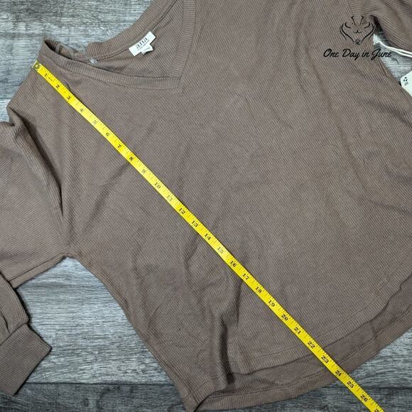 A.n.a Long Sleeve Ribbed V Neck Top Size S - Picture 4 of 5